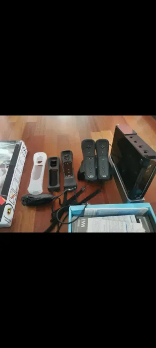 Consola Nintendo Wii Negra + Accesorios