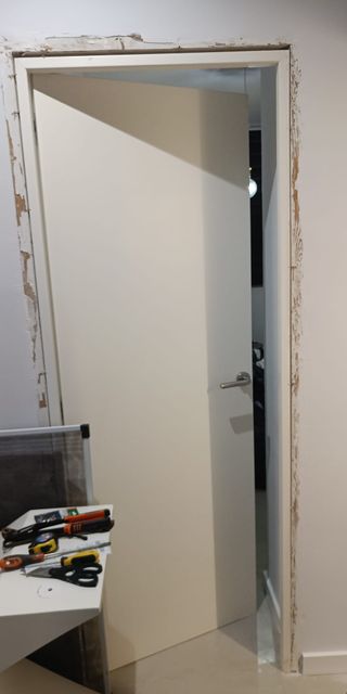 Puerta interior blanca Ancho 72'5 Alto 202'5 izq