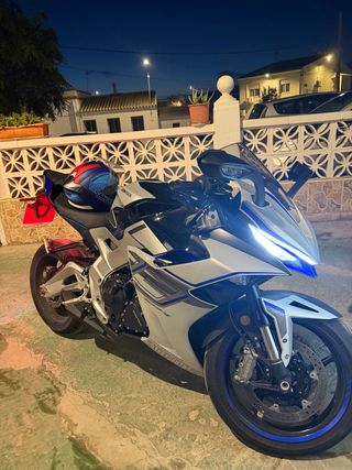 Zontes 703 RR Deportiva Azul/Blanca Version Full