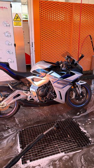 Zontes 703 RR Deportiva Azul/Blanca Version Full