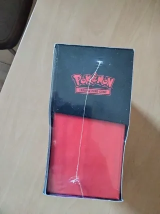 Pokémon Elite Trainer Box Destined Rivals Inglés