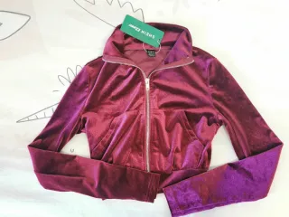 Chaqueta corta terciopelo burdeos