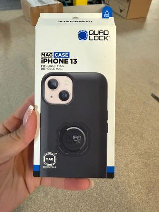 Funda Quad Lock Mag iPhone 13