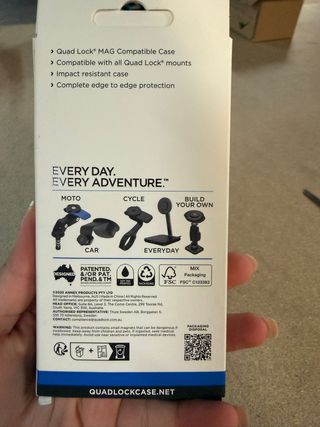 Funda Quad Lock Mag iPhone 13