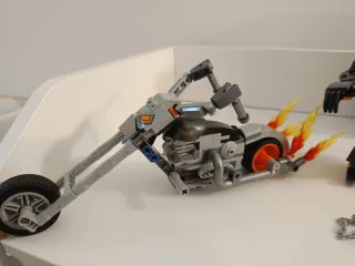Lego Marvel Ghost Rider 76245