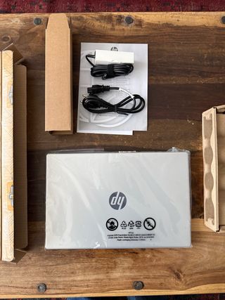 Portátil HP 15 fd0354ns Plata