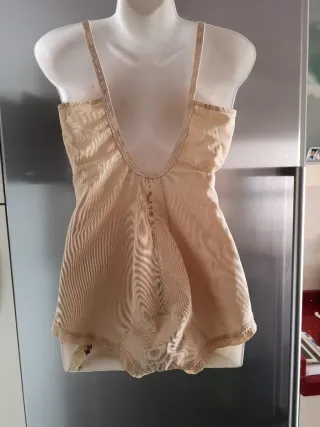 Sujetador, Body  beige