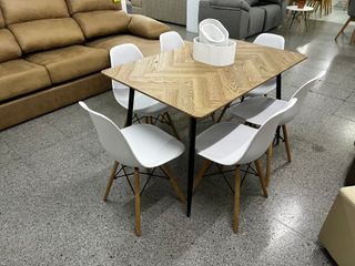 DESCUENTO!! Mesa de comedor extensible