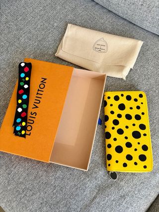 Cartera Louis Vuitton Zippy Yayoi Kusama Nueva