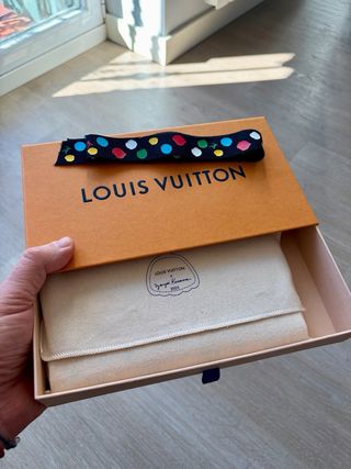 Cartera Louis Vuitton Zippy Yayoi Kusama Nueva