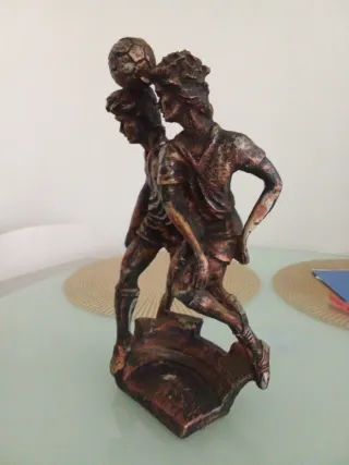 Statua trofeo calciatori vintage 36x18 cm