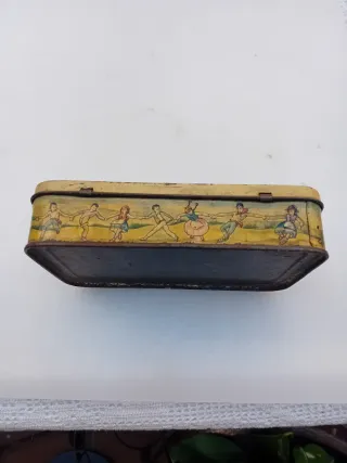 Cajita Metálica Confituras Goya