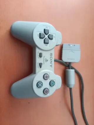 Mando Original PlayStation 1 (PS1)