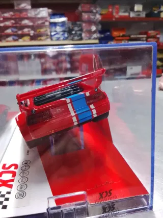 Scalextric BMW M1   CON LUCES  ESCALA 1.32