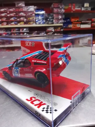 Scalextric BMW M1   CON LUCES  ESCALA 1.32