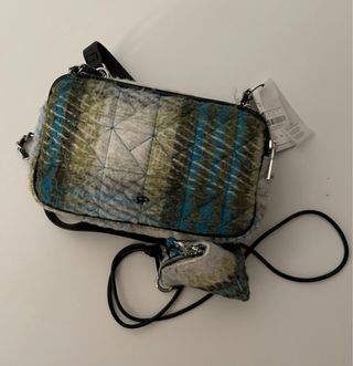 Bolso y monedero Parfois