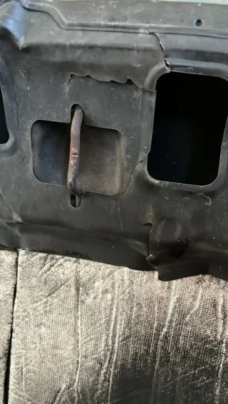 Capó Peugeot 206 Negro