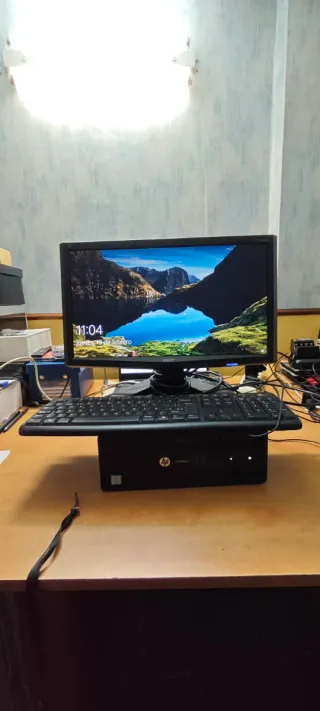 PC HP 400 D3 - I5 - Negro