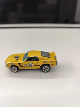 Coche Hot Wheels Ford mustang