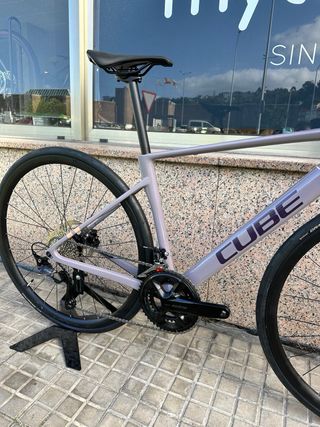 Bicicleta Carretera Cube Attain Talla 50