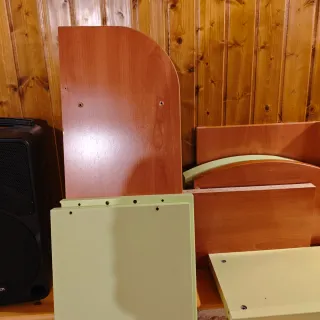 Cama nido infantil con estanterías