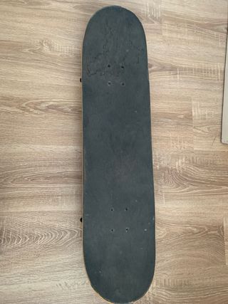 Skate con diseño degradado