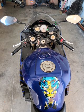 Yamaha R6
