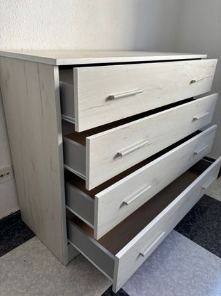 Cómoda Moderna 4 Cajones Madera y Metal