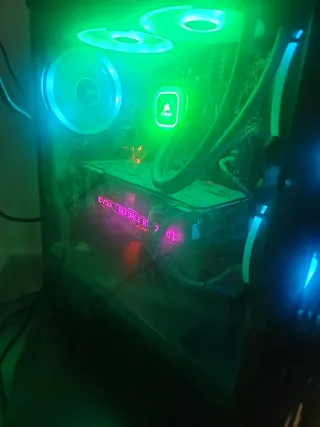 PC Gaming MSI Negro con Luces LED