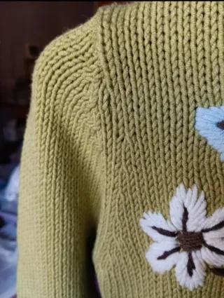 Maglione collo alto con fiori per bambina 10 anni