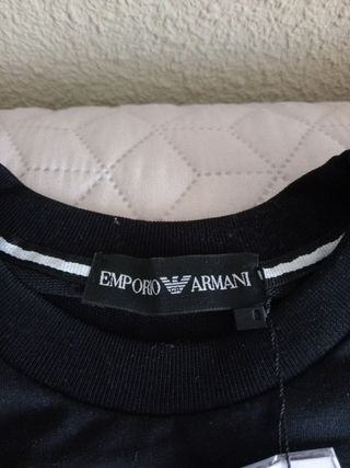Sudadera Emporio Armani Negra con Logo Verde