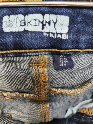 Pantalón pitillo elástico Push Up Talla M