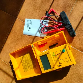 Medidor Aislamiento Koban Seminuevo