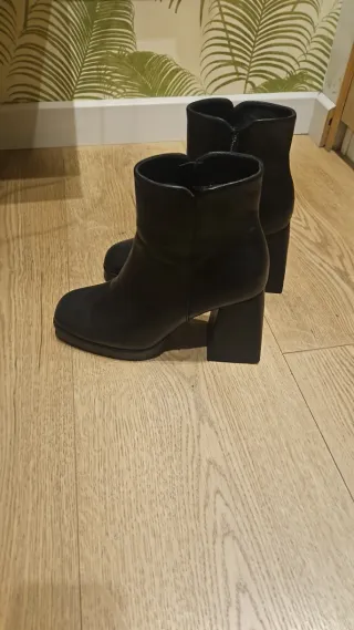 Botines negros con plataforma