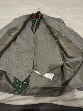 Traje de hombre 3 piezas gris y verde