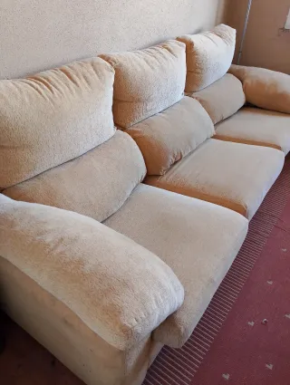 Sofá de 3 plazas + butaca extra a juego beige