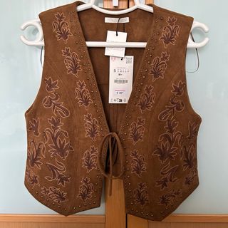 Chaleco Efecto Ante Abalorios Zara