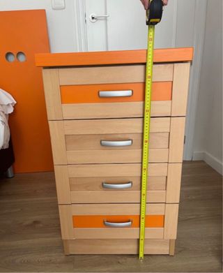 Mesita de noche y 2 estanterías madera