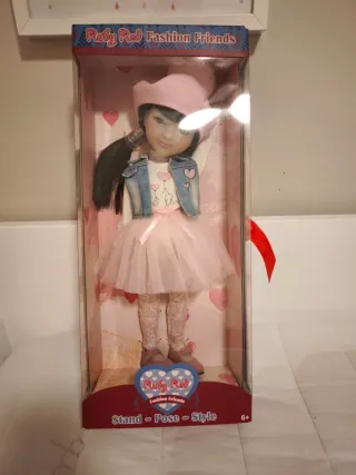 Muñeca Ruby Red Fashion Friends