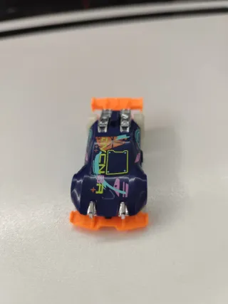 Coche Hot Wheels DAVancenator