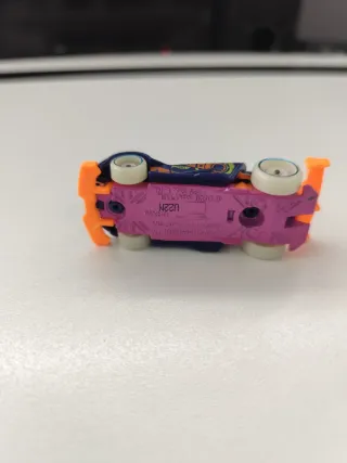 Coche Hot Wheels DAVancenator