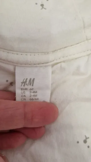 Buzo bebé invierno con capucha