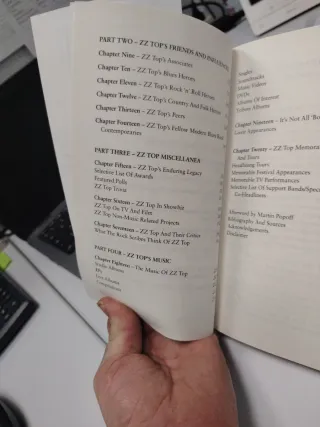 Beer Drinkers & Hell Raisers A ZZ Top Guide