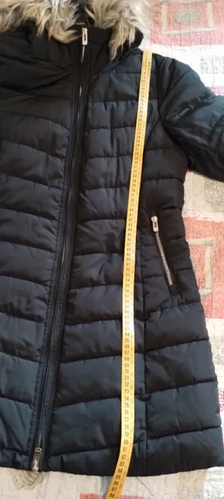 Piumino donna nero con cappuccio