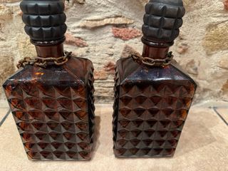 Juego 2 botellas licor cristal ámbar