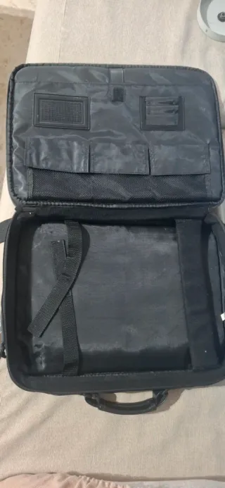Mochila portátil negra para portatil