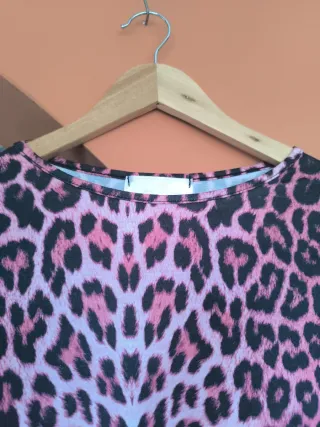 Vestido estampado leopardo rosa