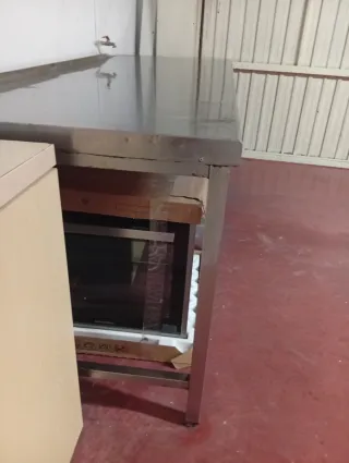 Mesa de acero inoxidable 2.20m