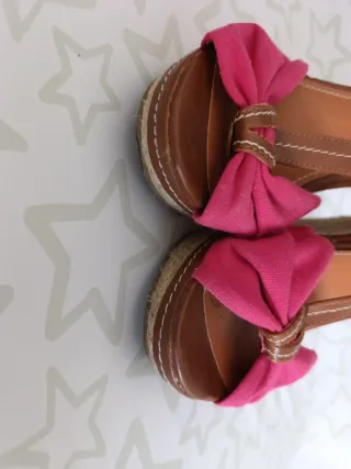 Sandalias cuña marrón y rosa T.36 Suiteblanco