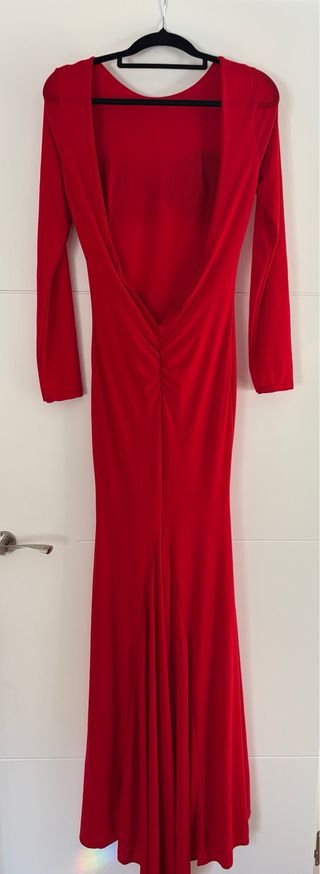 Vestido fiesta elástico rojo largo y otro negro